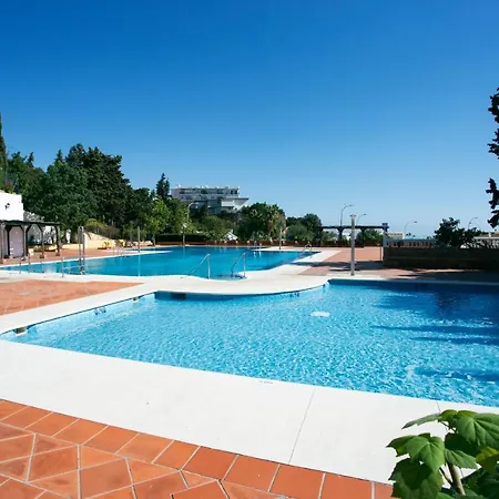 Monko Baobab Торремолінос