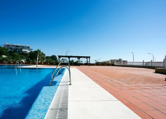 Monko Baobab * Τορρεμολίνος